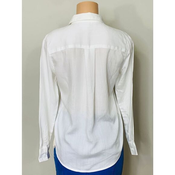 New Liz Claiborne white button up. - Picture 4 of 11